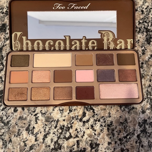 Too Faced Chocolate Bar Palette - Picture 4 of 4
